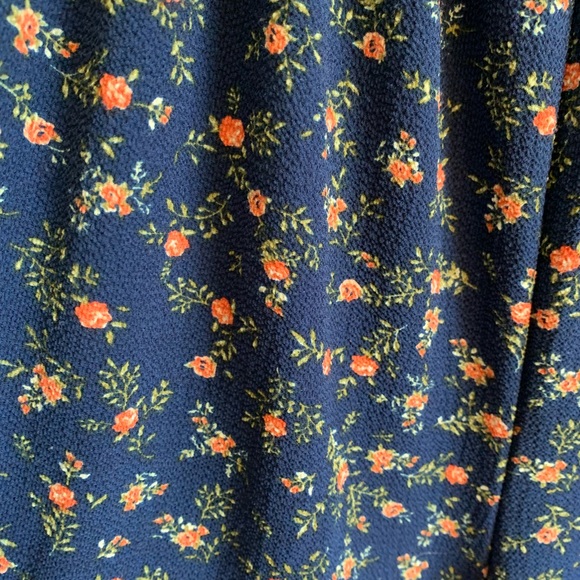 strapless floral jumpsuit - Picture 2 of 2